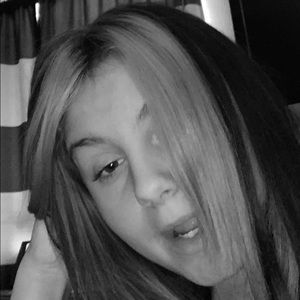 Meet your Posher, Sienna